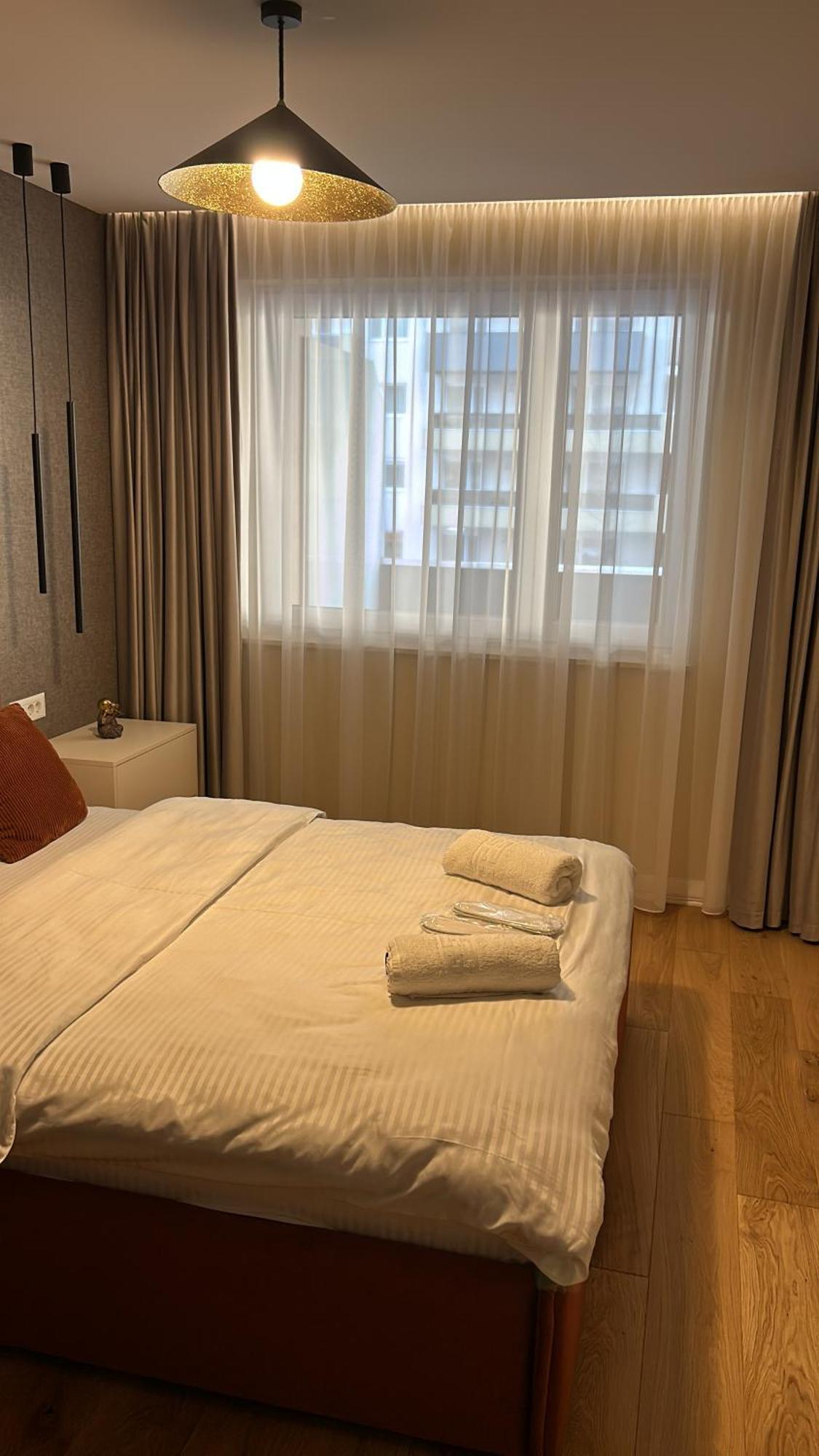 B-Holiday Luxury Apartments Urban Plaza Braşov Exteriör bild